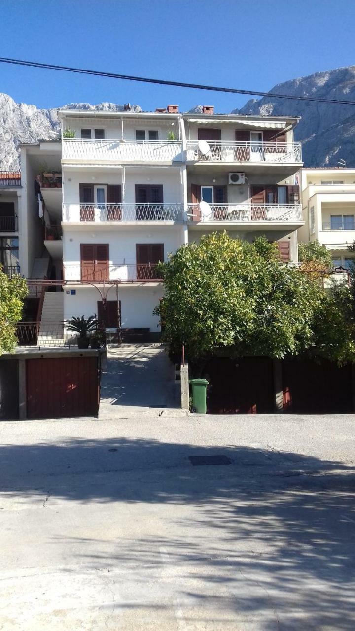 Pavlinovic Jure Apartment Makarska Exterior photo