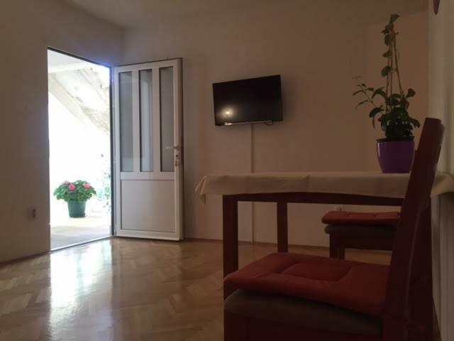 Pavlinovic Jure Apartment Makarska Exterior photo